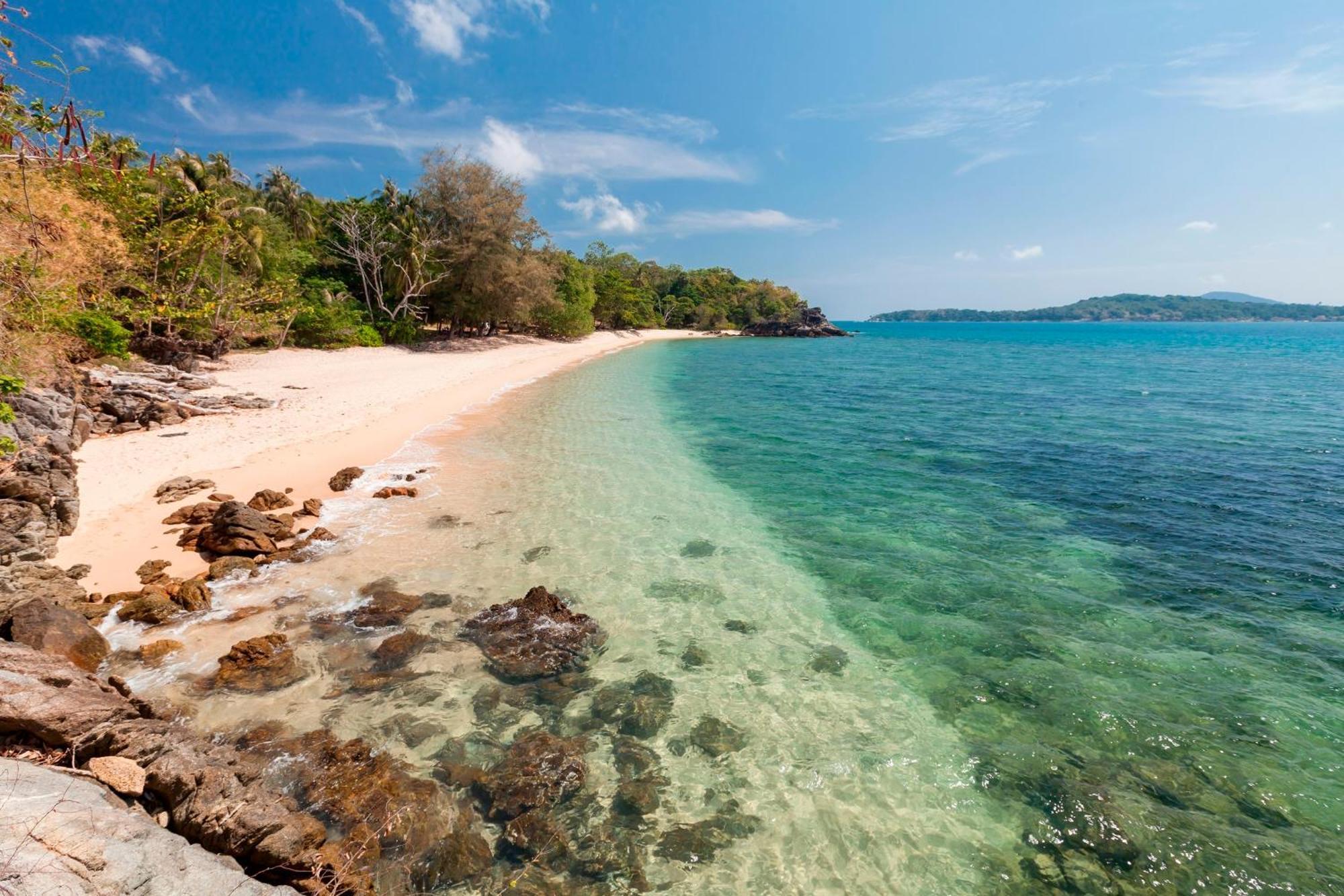 Baan Khunying - Secluded Phuket Beachfront Villa Rawai Kültér fotó