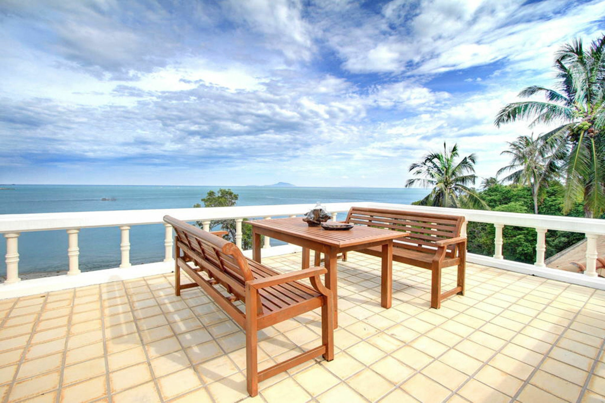 Baan Khunying - Secluded Phuket Beachfront Villa Rawai Kültér fotó